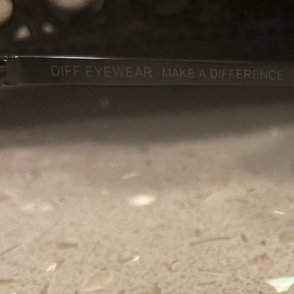 Diff Eyewear Sunglasses Becky Black - image 4